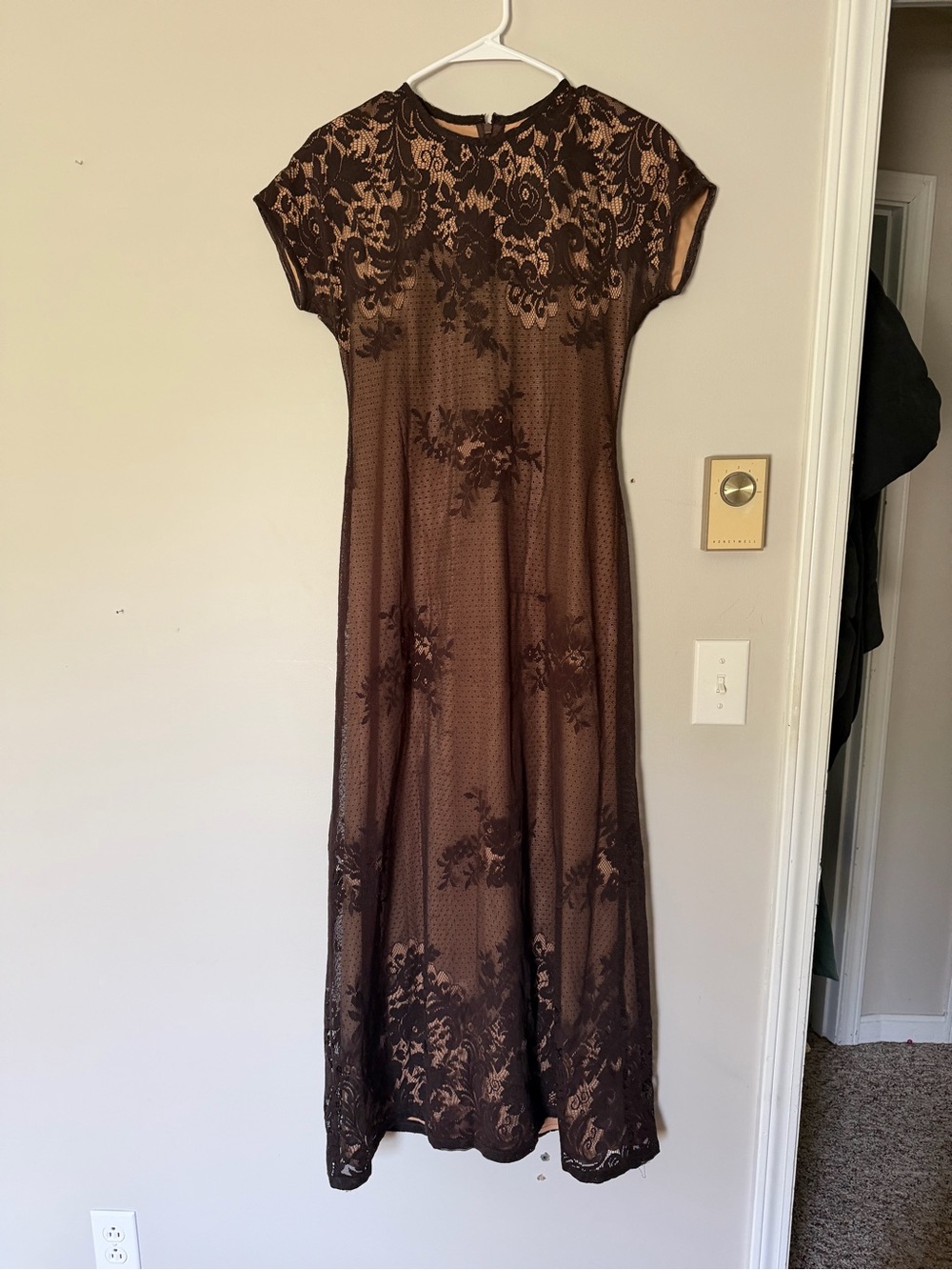 Vintage Brown Floral Lace Maxi Dress